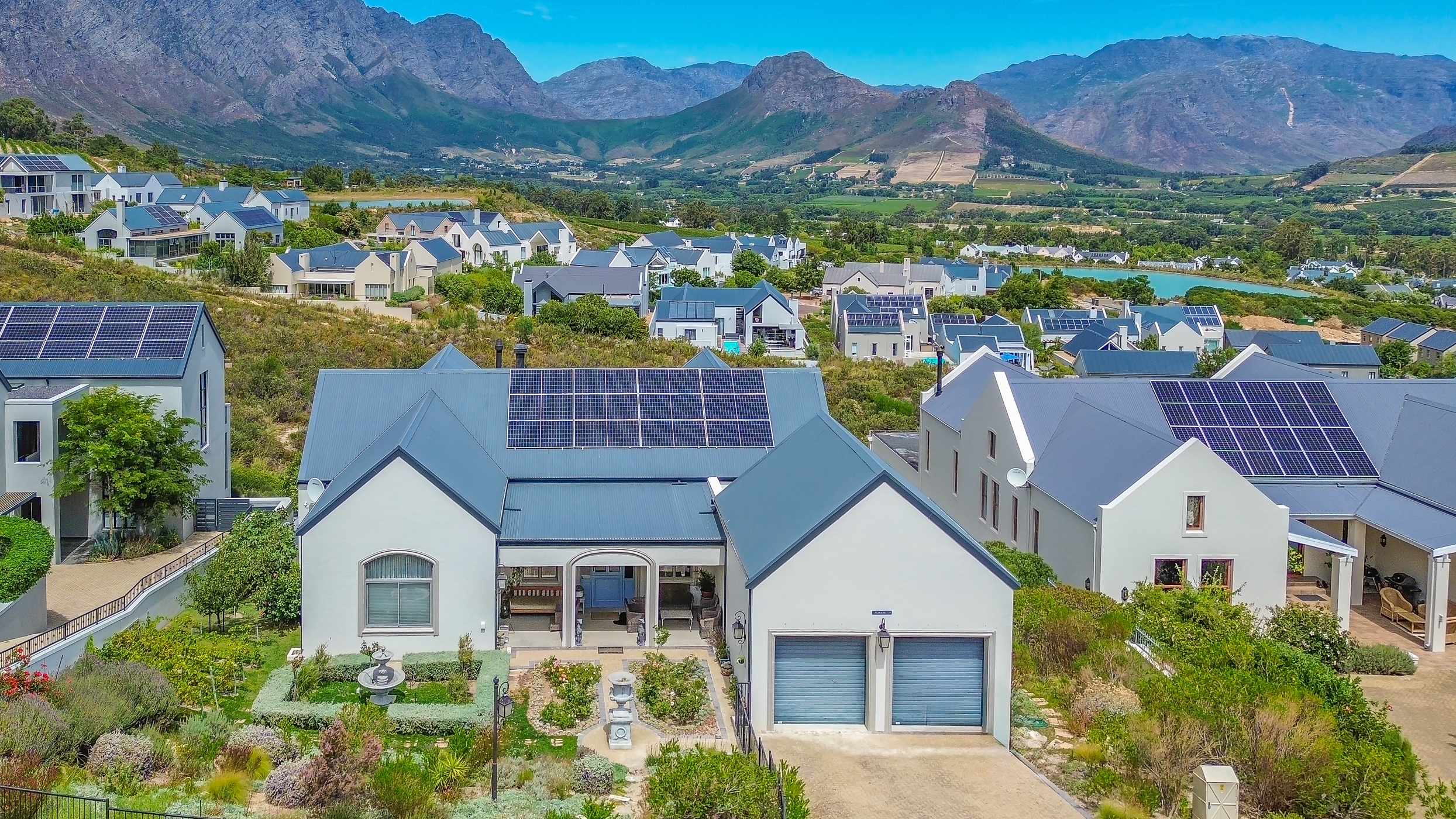 default "Cape Winelands Semigration Trends"